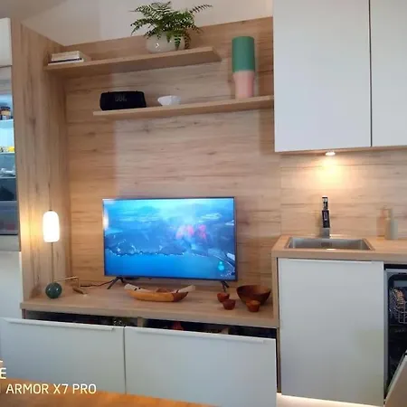 Tropical Con Piscina Y Aire Acondicionado *